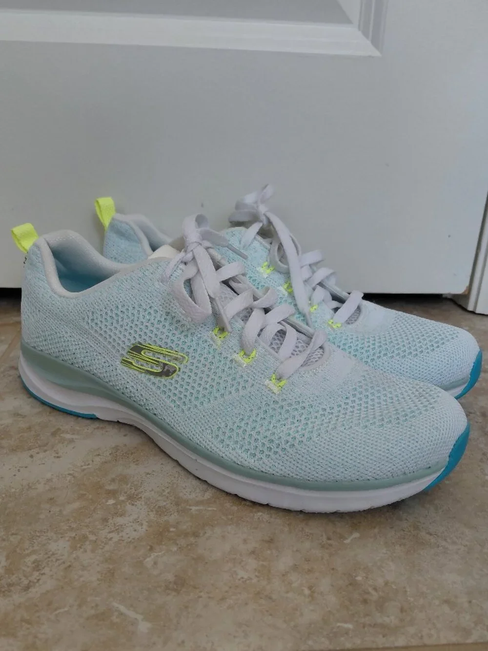 Skechers Ultra Groove Mint Mesh Tennis Shoes